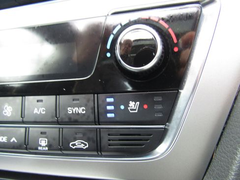 Used 2015 Hyundai Sonata Limited w/ Option Group 06 image 29