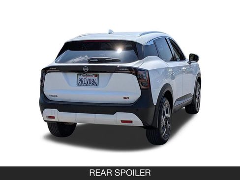 Used 2025 Nissan Kicks SR FWD image 8