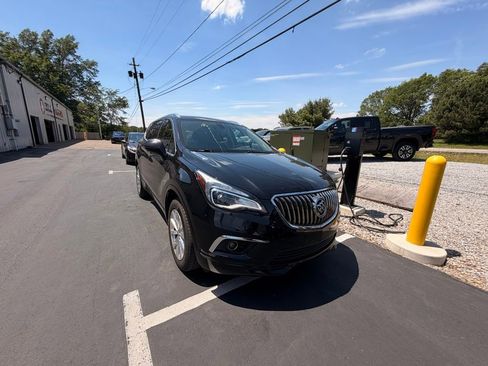 Used 2017 Buick Envision Essence AWD/4WD image 2