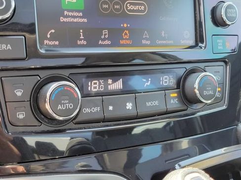 Used 2022 Nissan Maxima Platinum FWD image 27