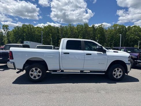 Used 2026 RAM 2500 Big Horn AWD/4WD image 6