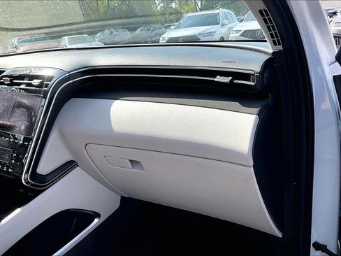 Used 2022 Hyundai Tucson Limited FWD image 19