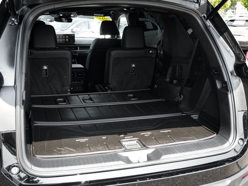Used 2026 Honda Pilot Black Edition image 33