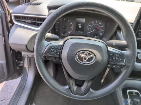 Used 2024 Toyota Corolla LE FWD image 13