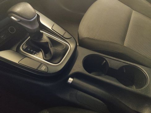 Used 2021 Kia Soul LX image 26