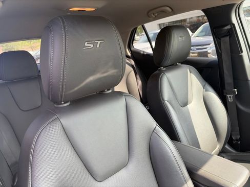 Used 2024 Buick Encore GX Sport Touring FWD image 12