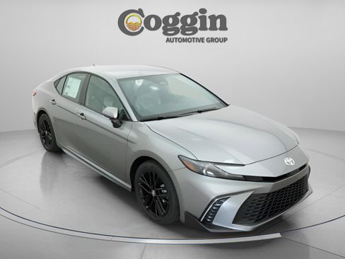New 2026 Toyota Camry SE FWD image 26
