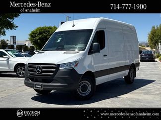 Used 2025 Mercedes-Benz Sprinter 2500 video 1