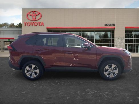 Certified 2023 Toyota RAV4 XLE w/ Convenience Package image 4