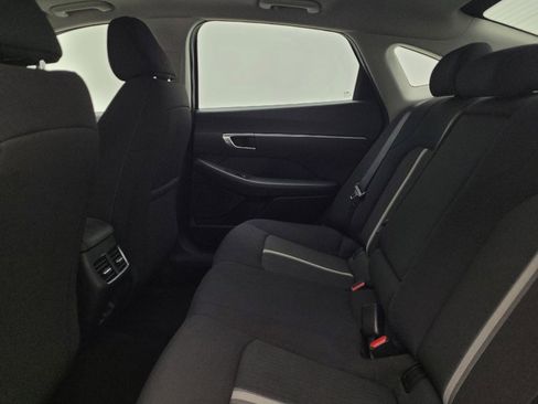 Used 2023 Hyundai Sonata SEL w/ Convenience Package image 18