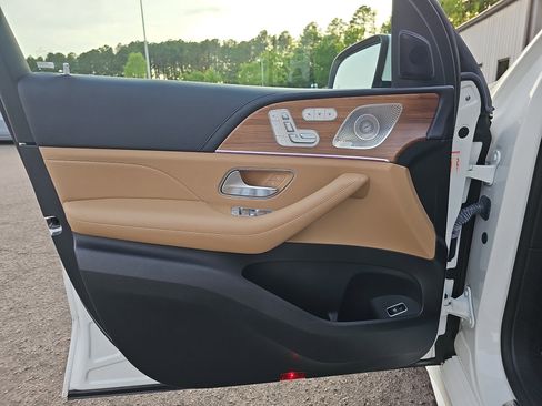 Used 2024 Mercedes-Benz GLE 350 4MATIC image 27