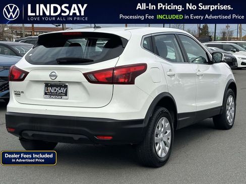 Used 2018 Nissan Rogue Sport S FWD image 7