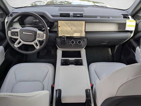 New 2026 Land Rover Defender 110 X-Dynamic SE AWD/4WD image 15