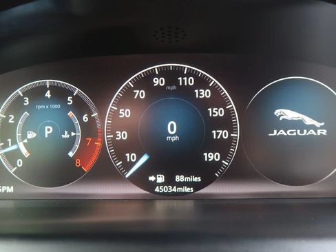Used 2016 Jaguar XJ R-Sport RWD image 36