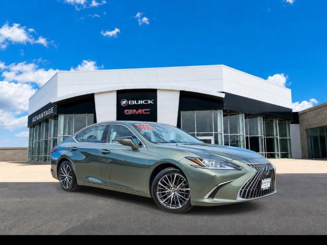 Used 2025 Lexus ES 350 w/ Premium Package FWD image 2