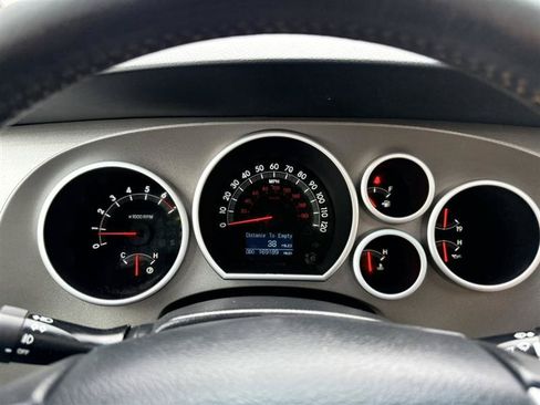 Used 2014 Toyota Sequoia Limited AWD/4WD image 35