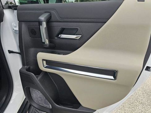 New 2026 GMC Hummer EV 2X image 28