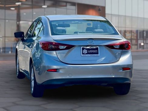 Used 2015 MAZDA MAZDA3 i Touring image 4