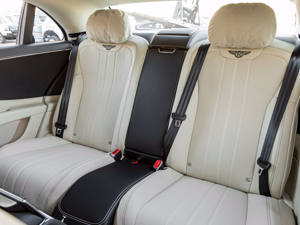 Used 2026 Bentley Flying Spur V8 AWD/4WD image 28