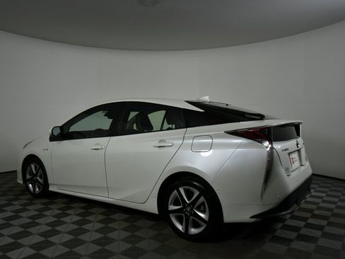 Used 2018 Toyota Prius Four Touring image 14