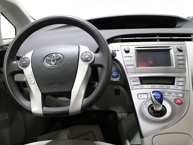 Used 2014 Toyota Prius Two FWD image 12
