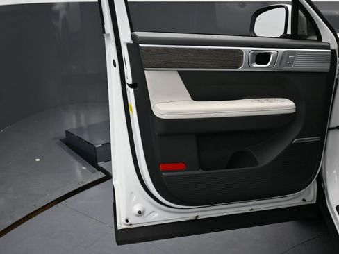 Used 2024 Hyundai Santa Fe Limited image 41