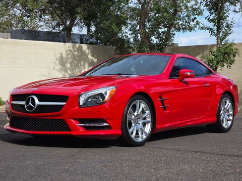 Used 2014 Mercedes-Benz SL 550 image 7