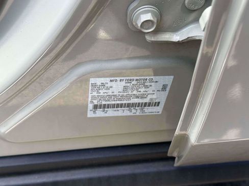 Used 2025 Ford Maverick XLT w/ Equipment Group 301A AWD/4WD image 19