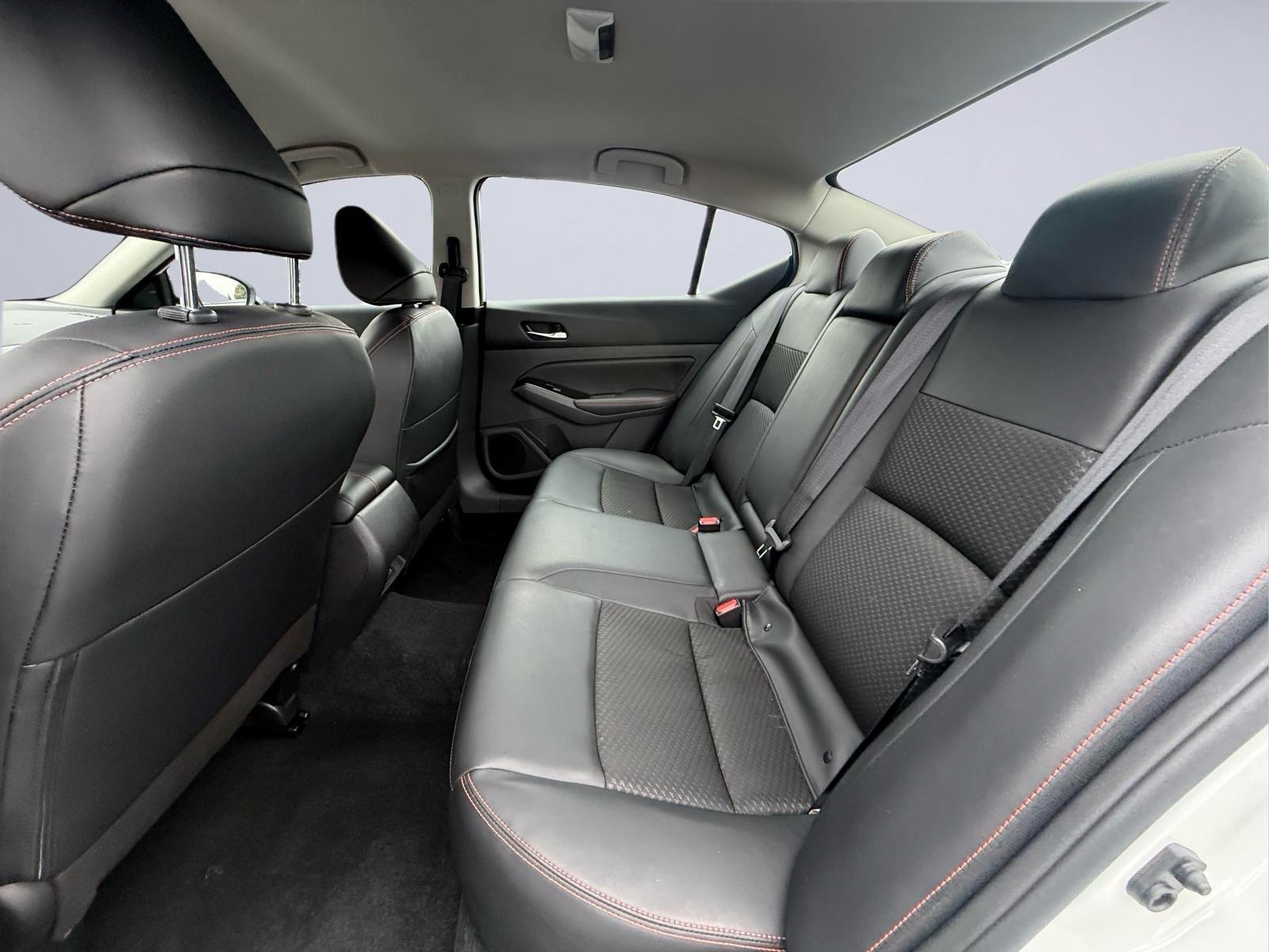 Used 2025 Nissan Altima 2.5 SR AWD/4WD image 18