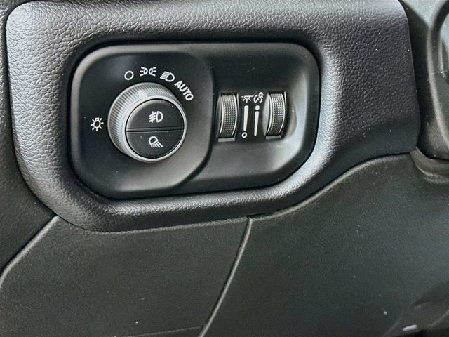 Used 2024 RAM 2500 Laramie w/ Safety Group AWD/4WD image 14