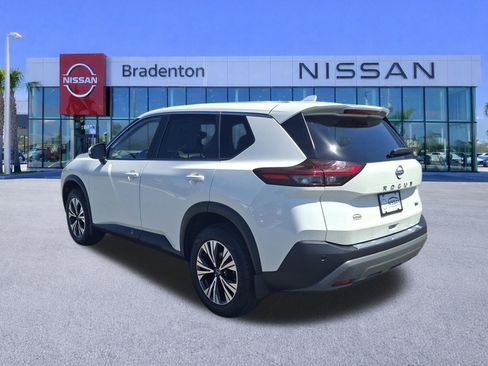 Certified 2023 Nissan Rogue SV image 7