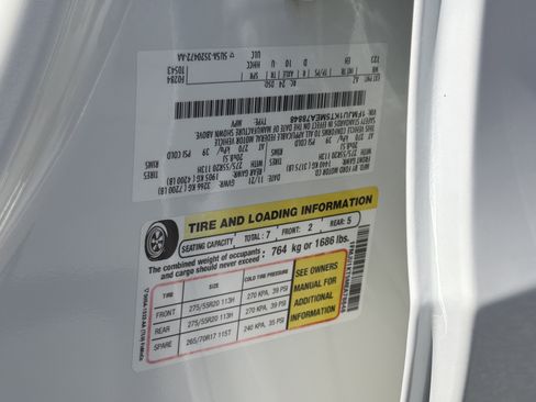 Used 2021 Ford Expedition Limited RWD image 3