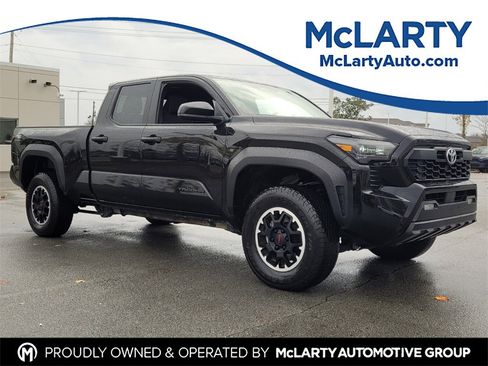 Used 2024 Toyota Tacoma TRD Off-Road image 1