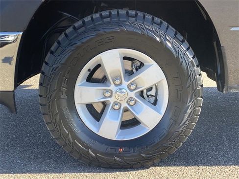 Used 2018 RAM 1500 Tradesman w/ Popular Equipment Group image 10