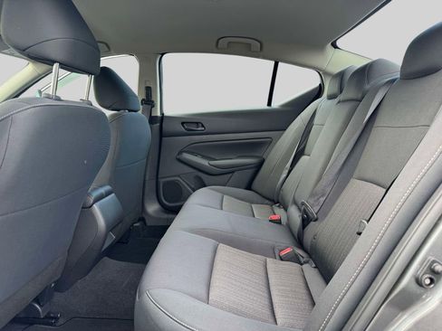 Used 2025 Nissan Altima 2.5 S image 11