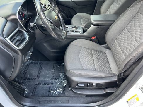 Used 2019 Chevrolet Equinox LT FWD image 9