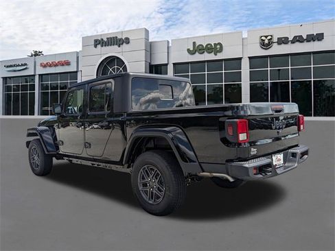 New 2025 Jeep Gladiator Sport image 6