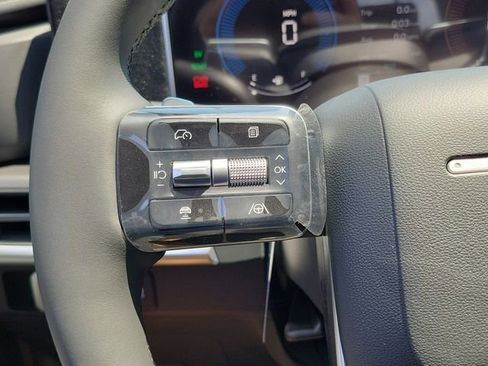 New 2026 Hyundai Santa Fe SE FWD image 7