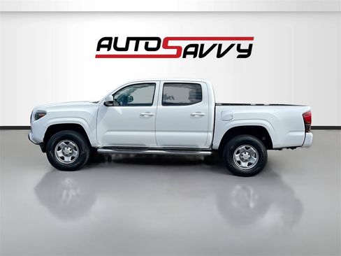 Used 2023 Toyota Tacoma SR image 4