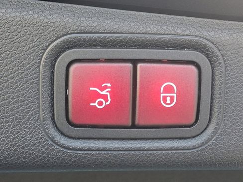 Certified 2023 Mercedes-Benz E 350 4MATIC Sedan image 30