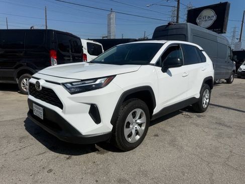Used 2025 Toyota RAV4 LE FWD image 3