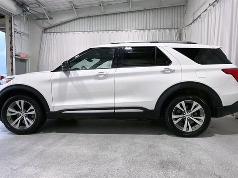 Used 2020 Ford Explorer Platinum image 25