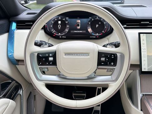 New 2026 Land Rover Range Rover Autobiography image 18