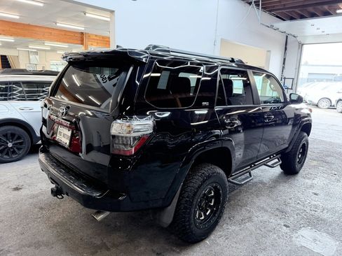 Used 2016 Toyota 4Runner 4WD image 8