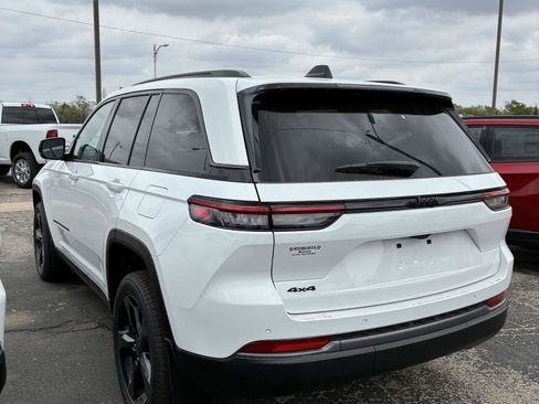 New 2026 Jeep Grand Cherokee Limited image 15