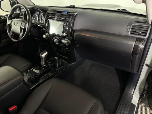 Used 2023 Toyota 4Runner TRD Off-Road Premium w/ Off Road Premium Plus Package AWD/4WD image 32