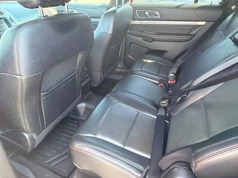 Used 2016 Ford Explorer Sport w/ Equipment Group 401A AWD/4WD image 18