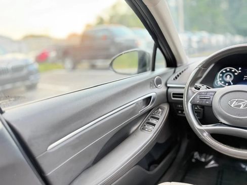 Used 2020 Hyundai Sonata Limited FWD image 23