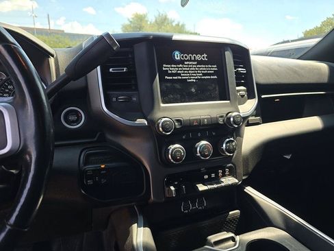 Used 2020 RAM 2500 Big Horn w/ Night Edition AWD/4WD image 14