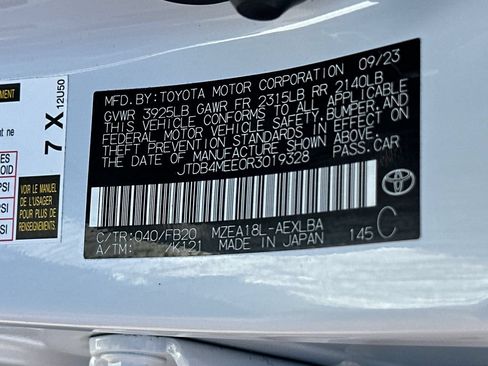 Used 2024 Toyota Corolla LE FWD image 21